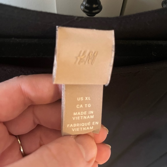 Black Shift Dress - Picture 2 of 4